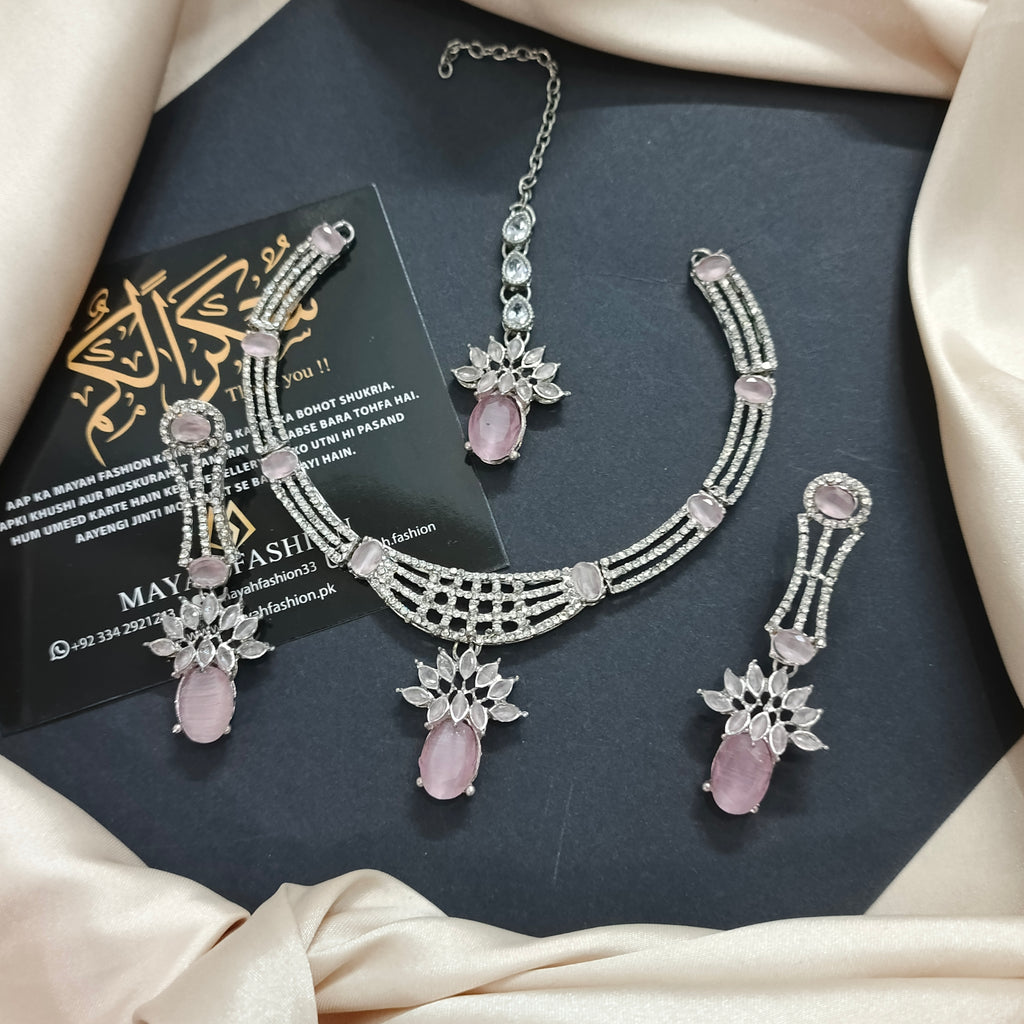 Zircon Jewellery Set with long Earrings