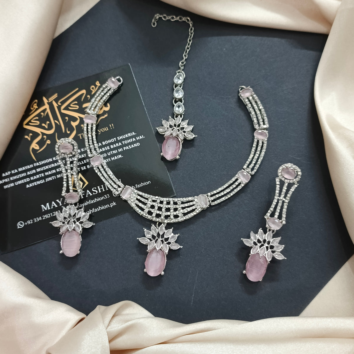 Zircon Jewellery Set with long Earrings