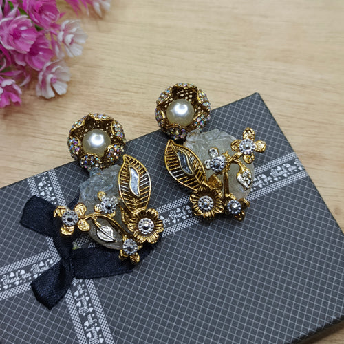 Crushed Stone Turkish earrings