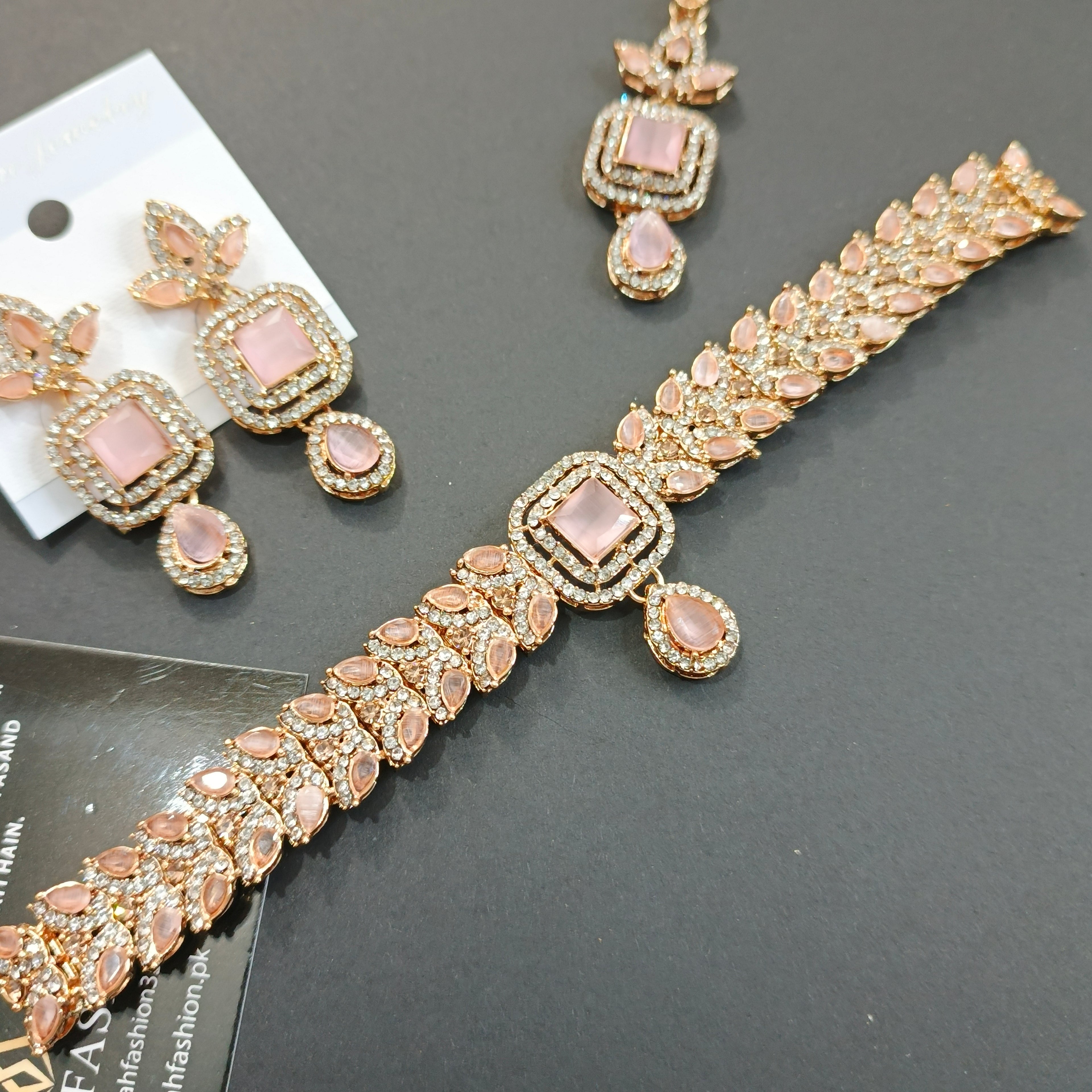 Zircon Chokar Set