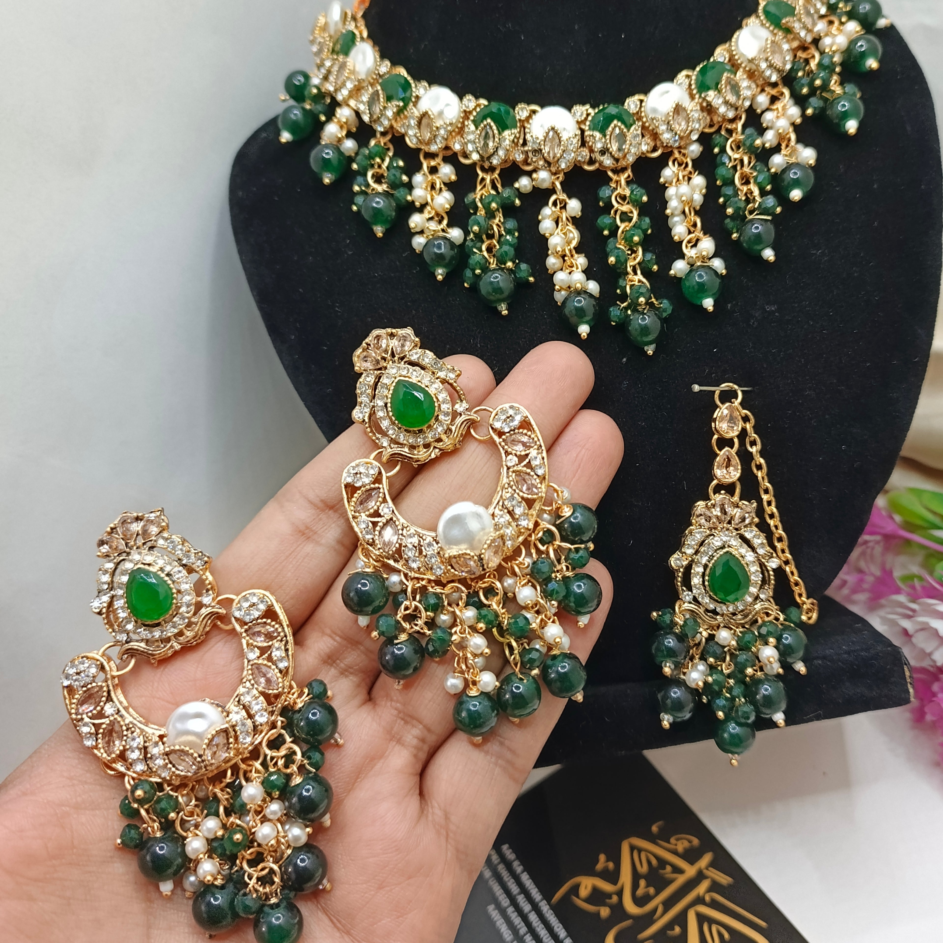 Mother pearls jewellery set