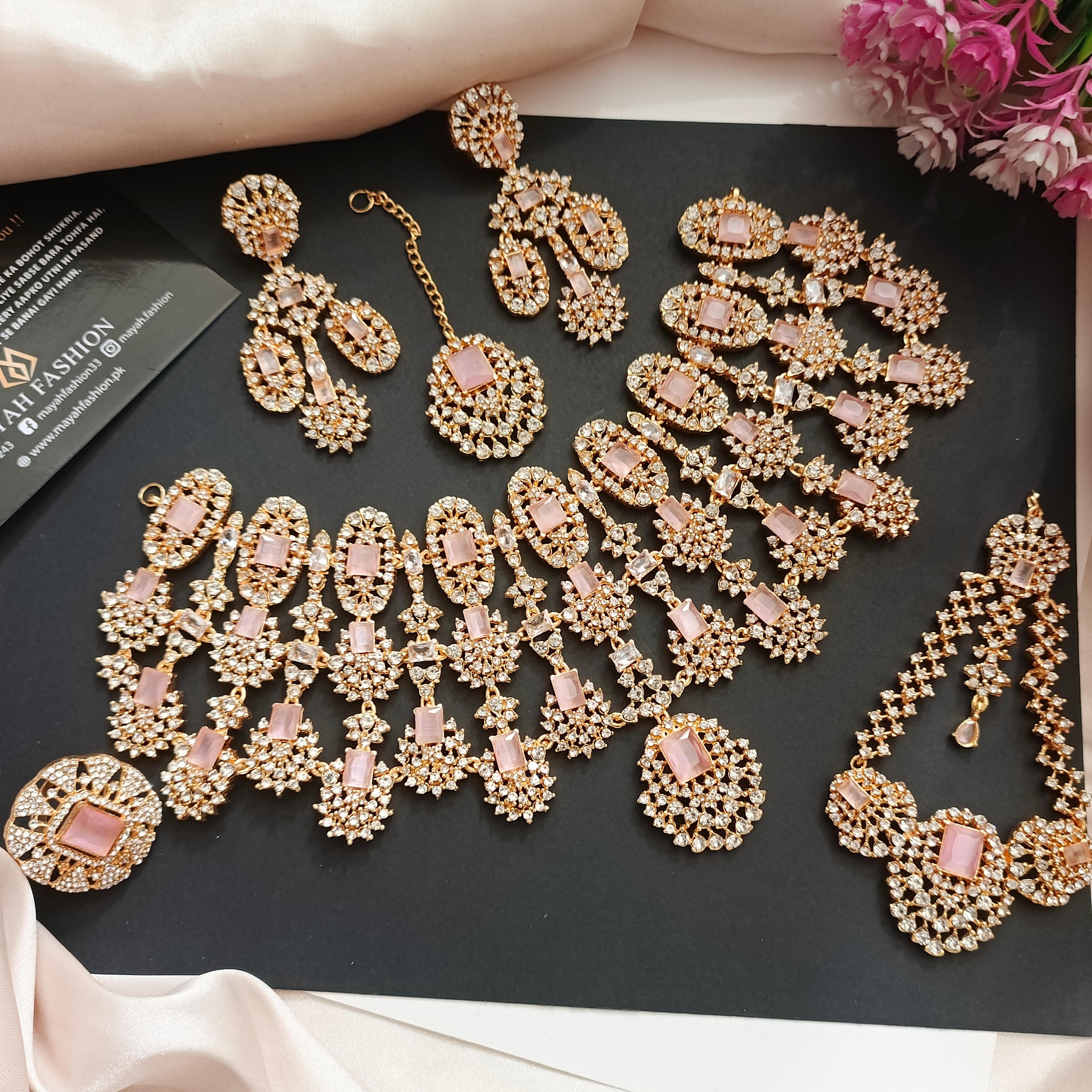 Kiara Advani bridal set
