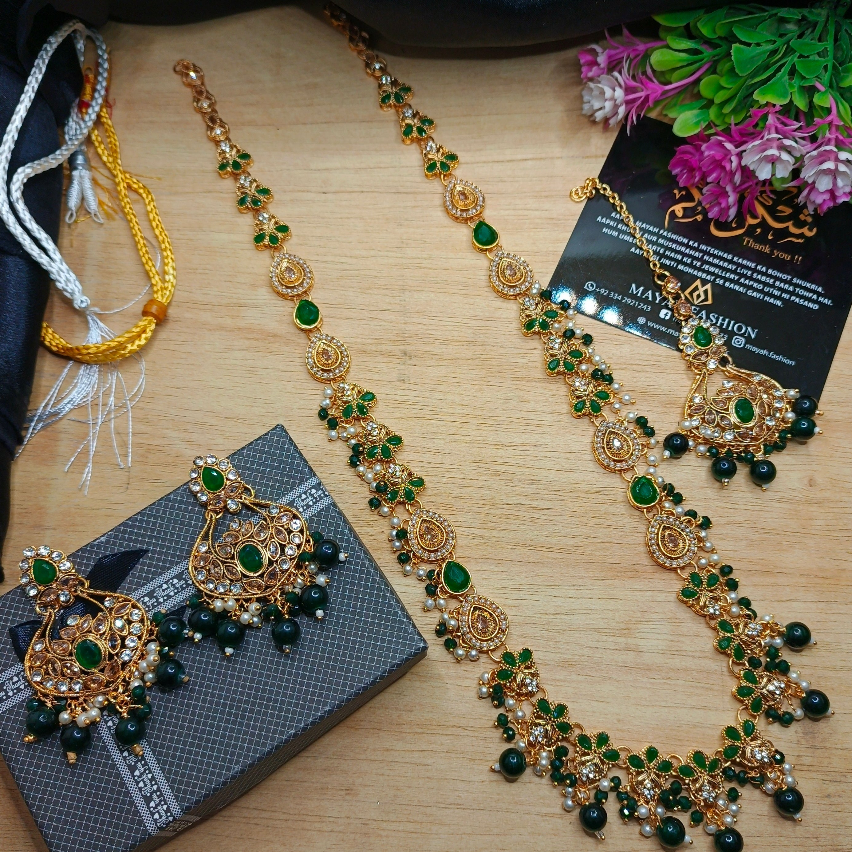 Long Necklace with earrings and teeka