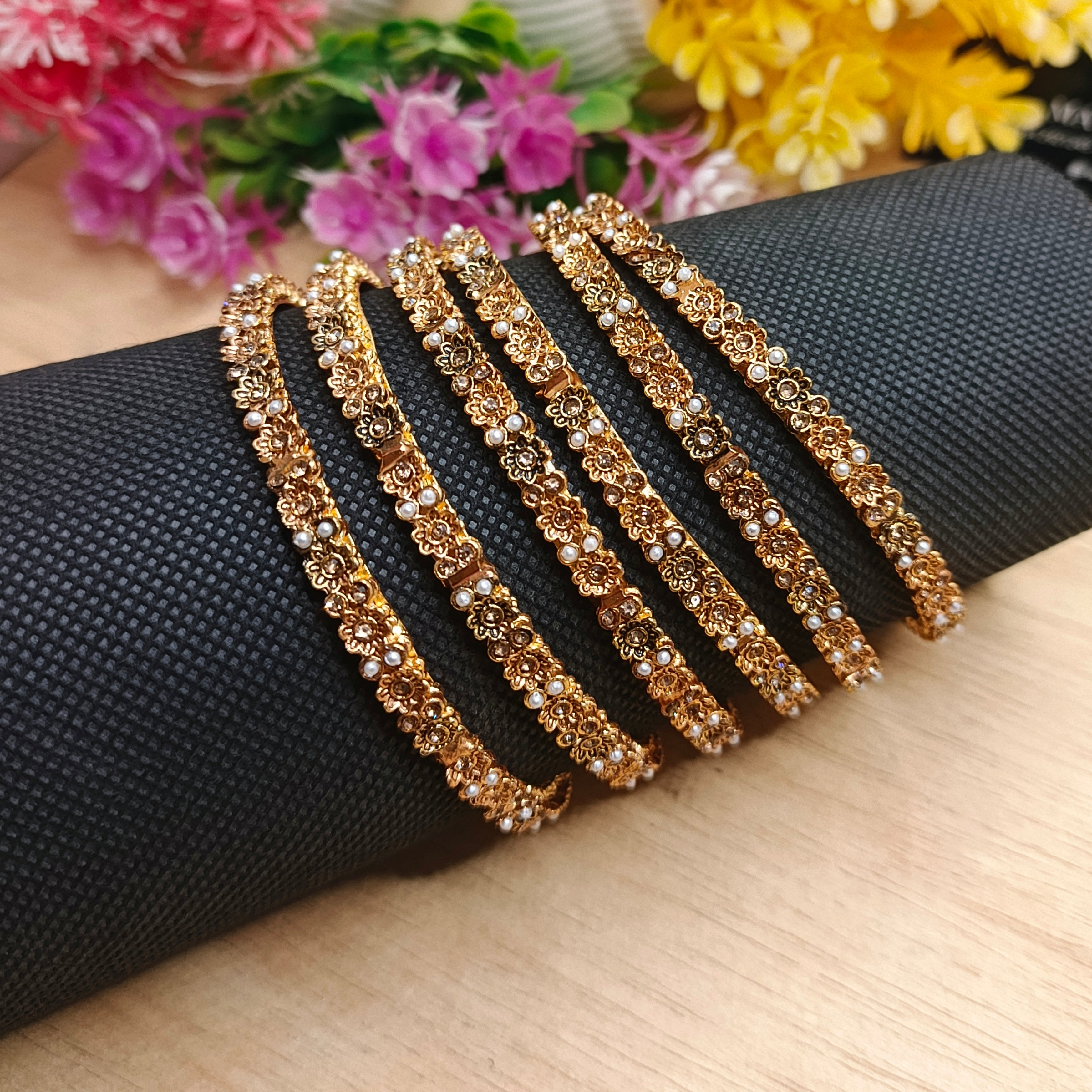 Set of 6 Bangles