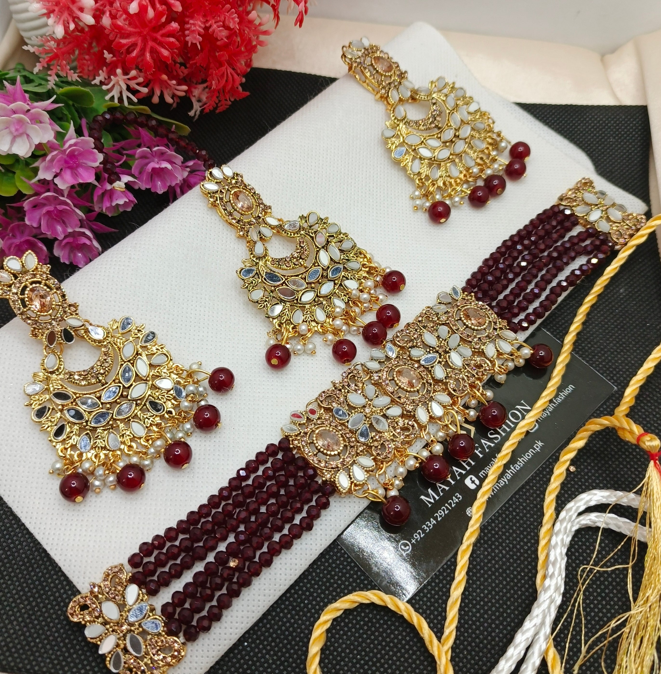 Kundan Chokar Set