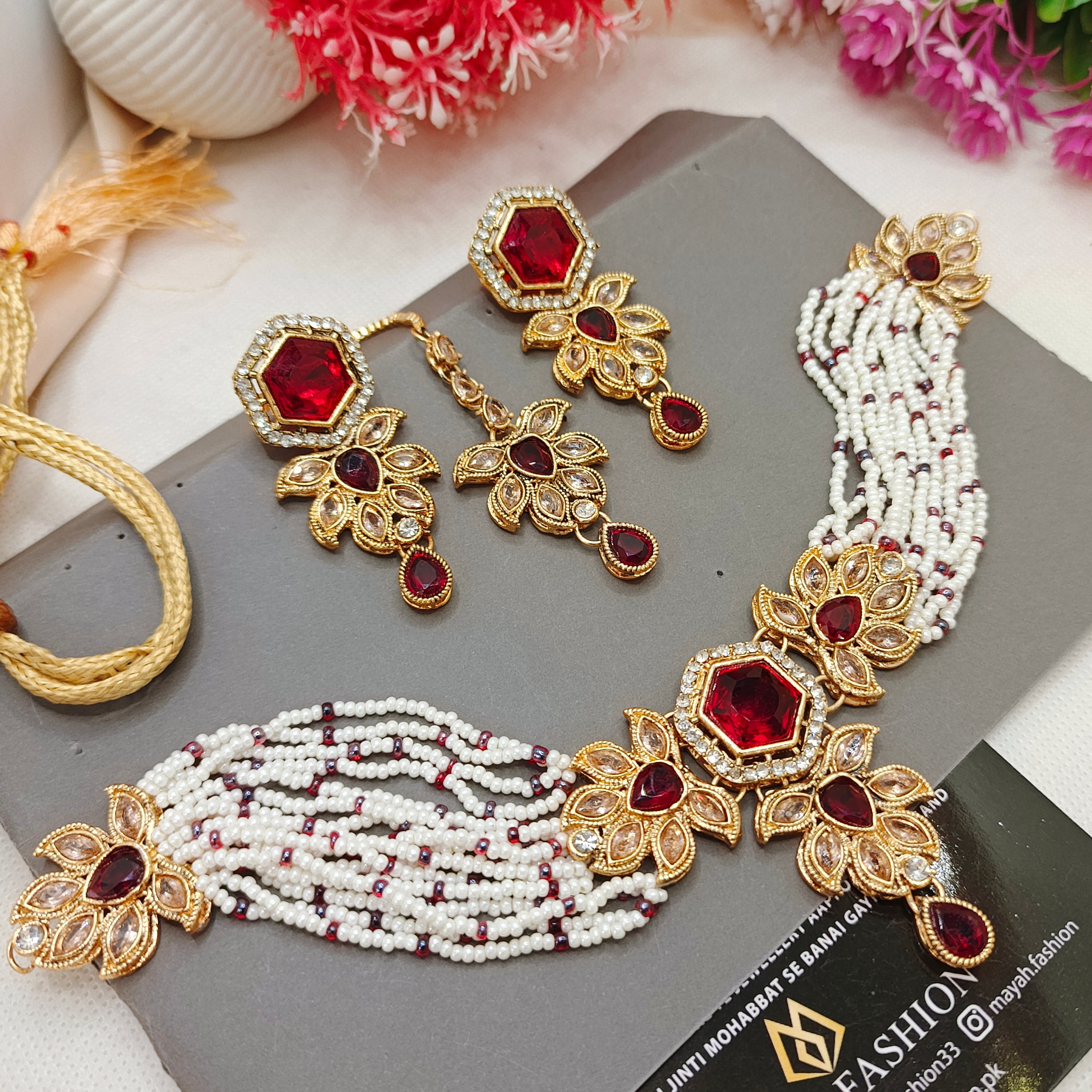 Peroi Chokar set