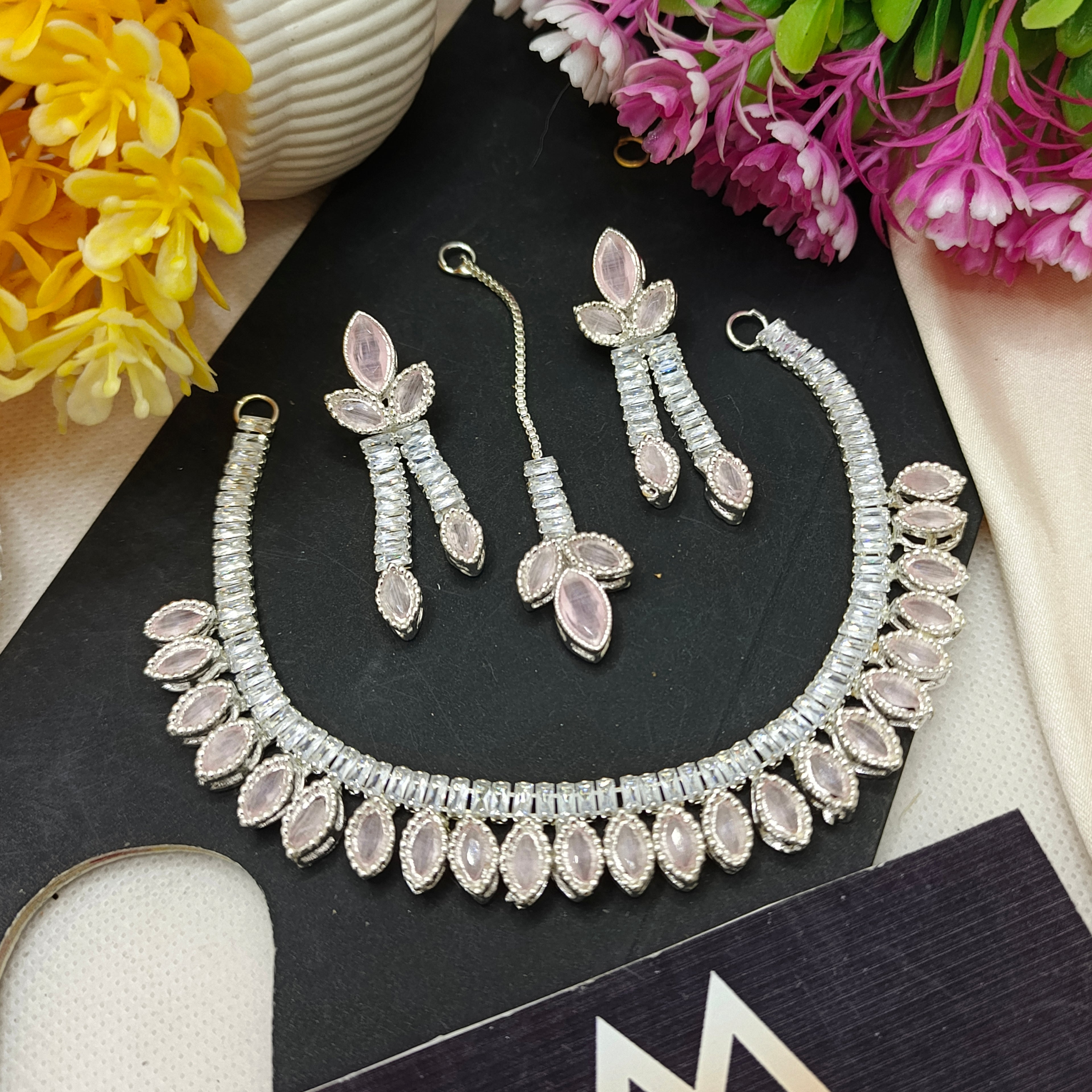 Light Necklace Set