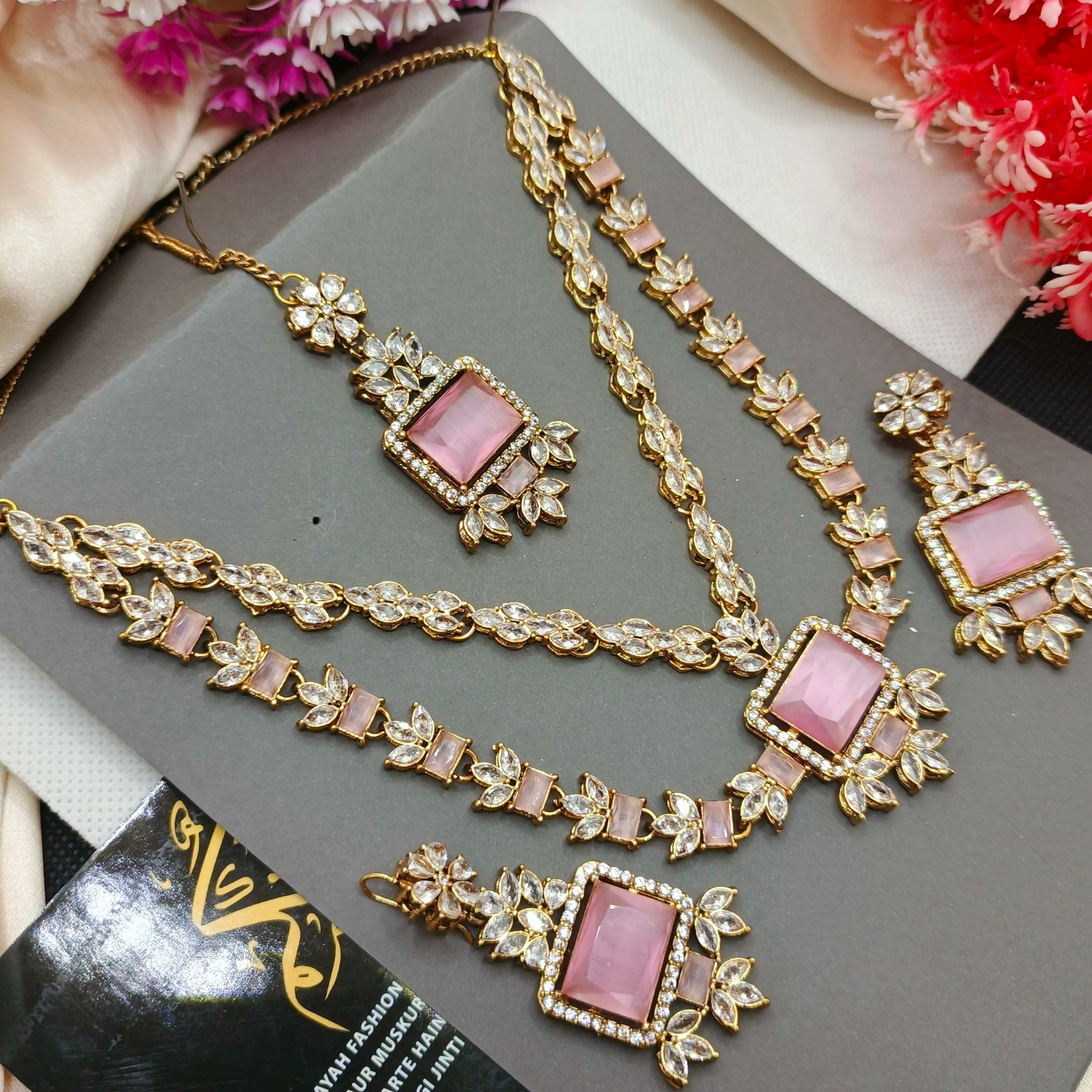 Double Layered Zircon Set