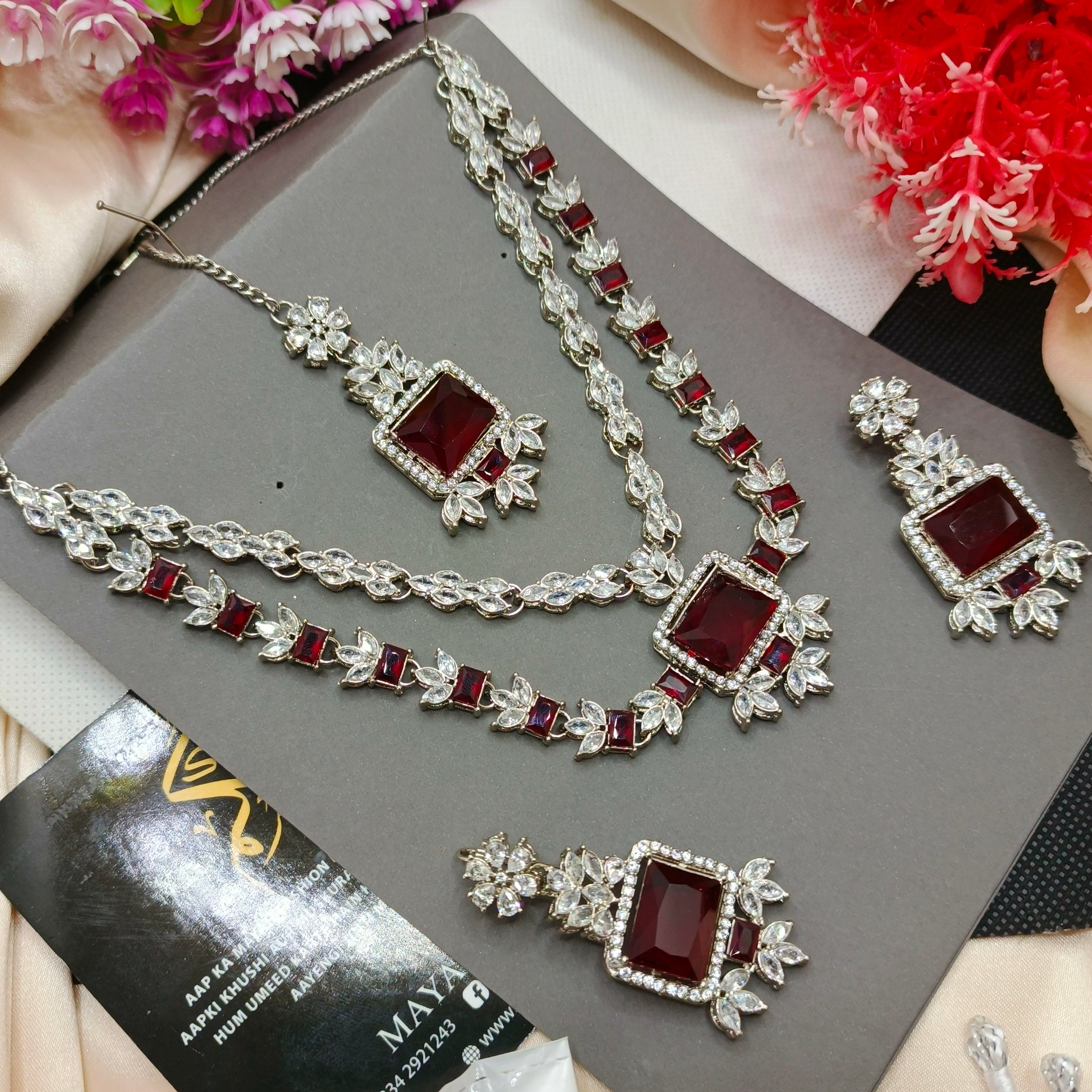 Double Layered Zircon Set