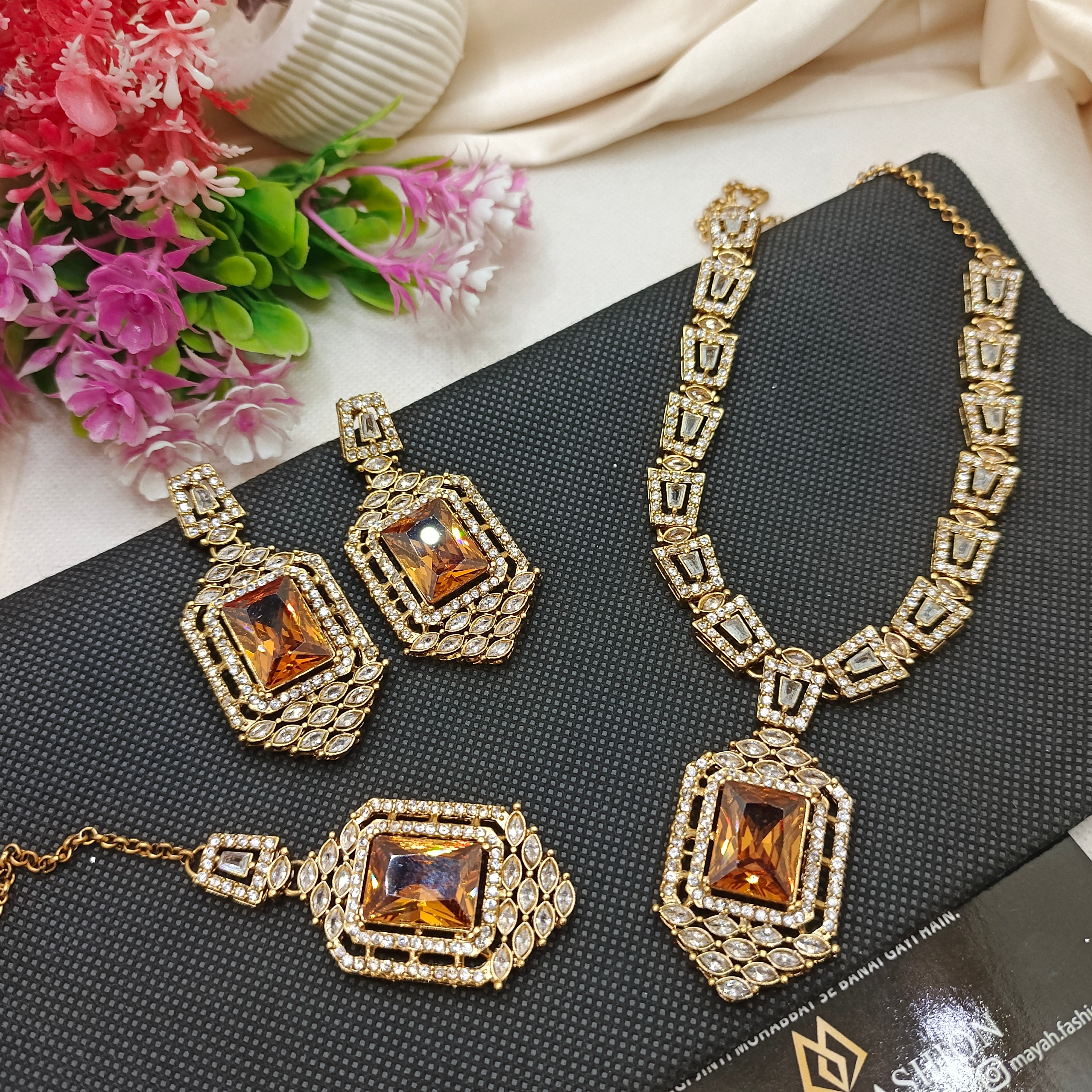 Premium Zircon Set