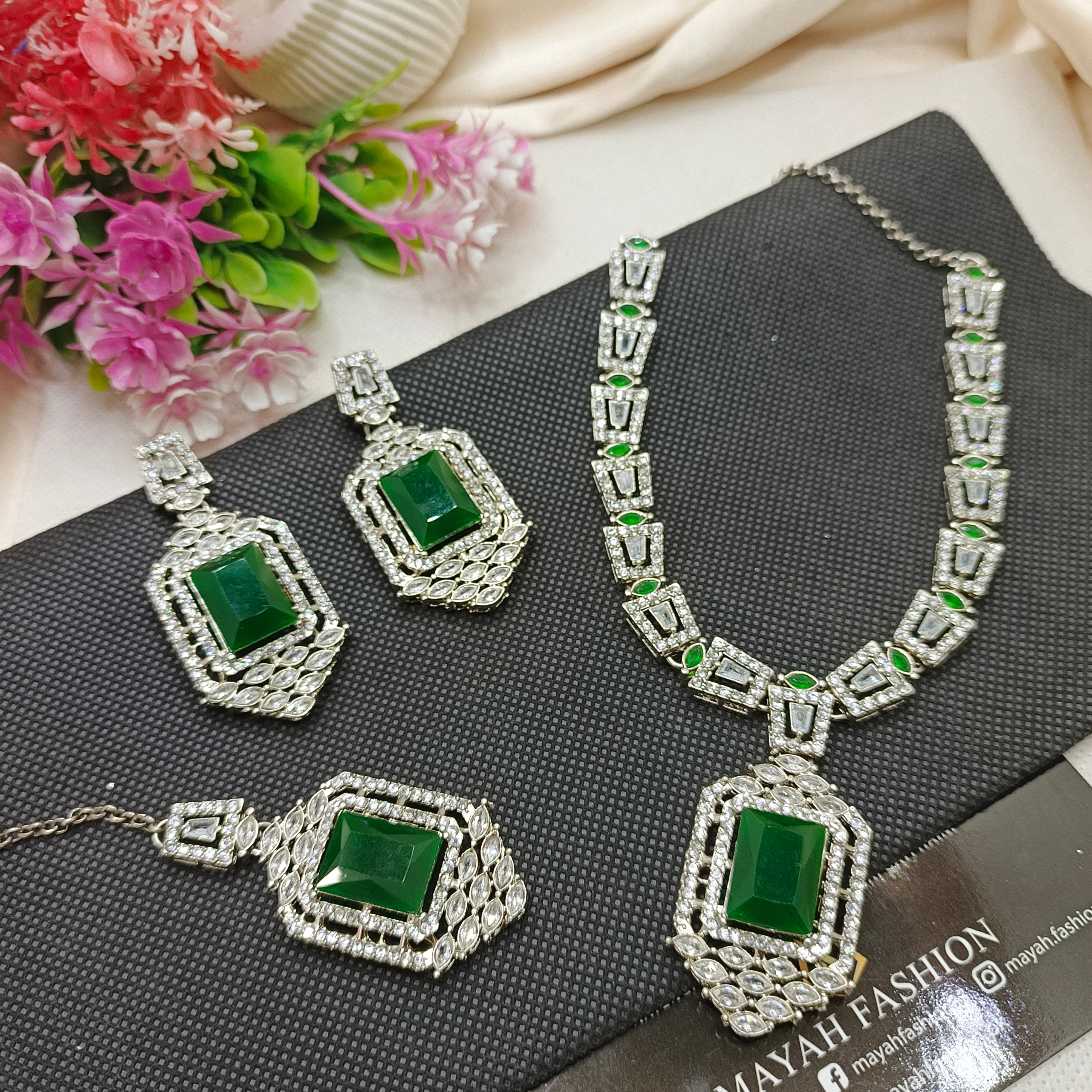 Premium Zircon Set