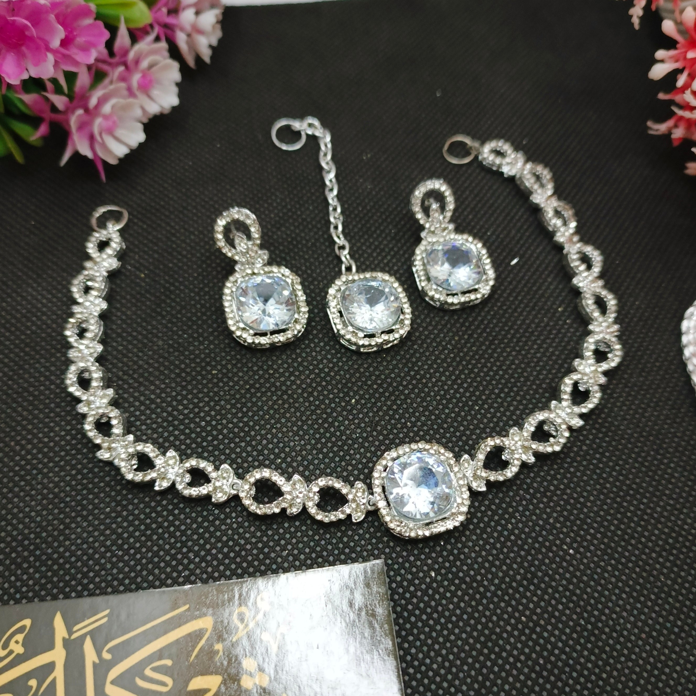 Zircon Set