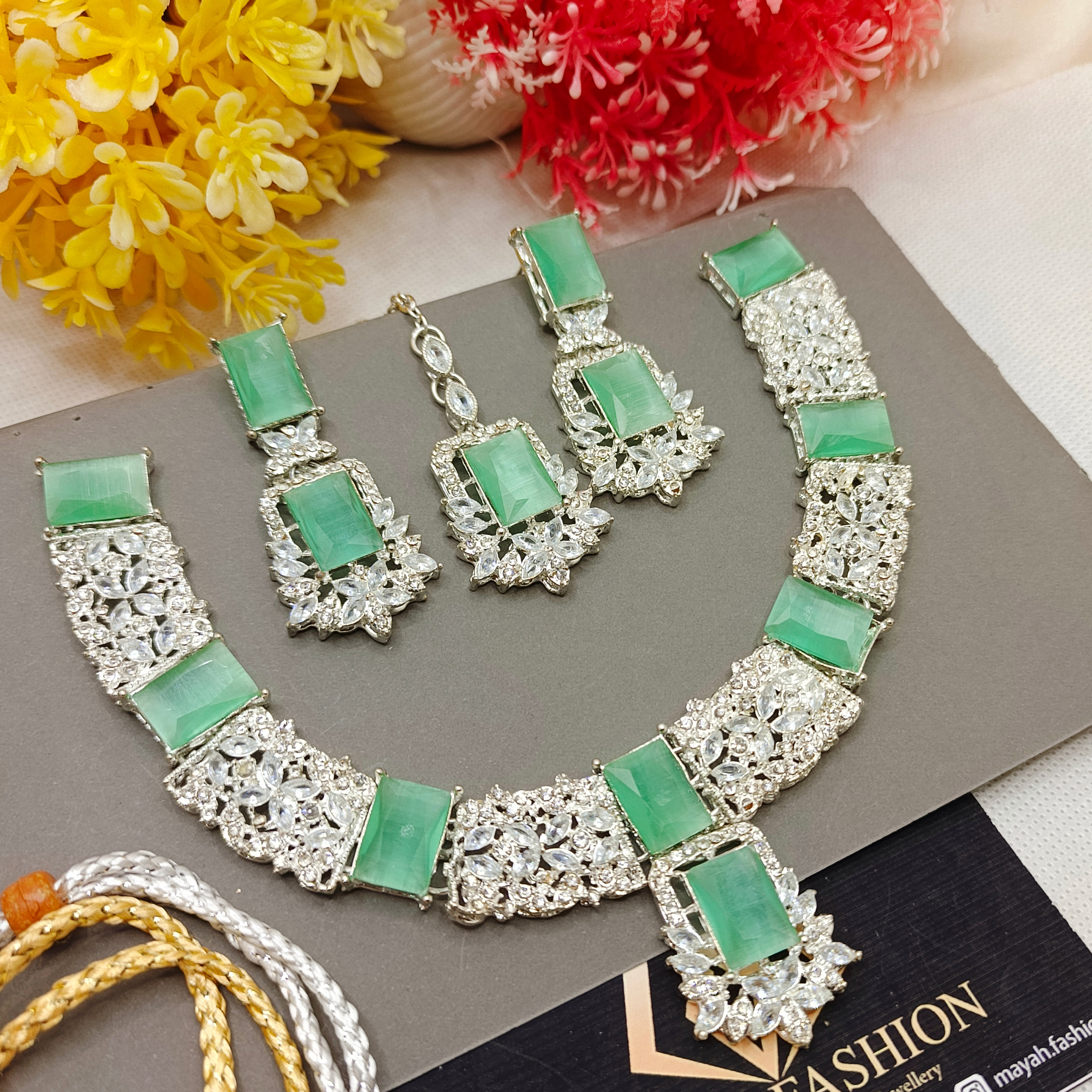 Ayeza Khan signature jewellery Set