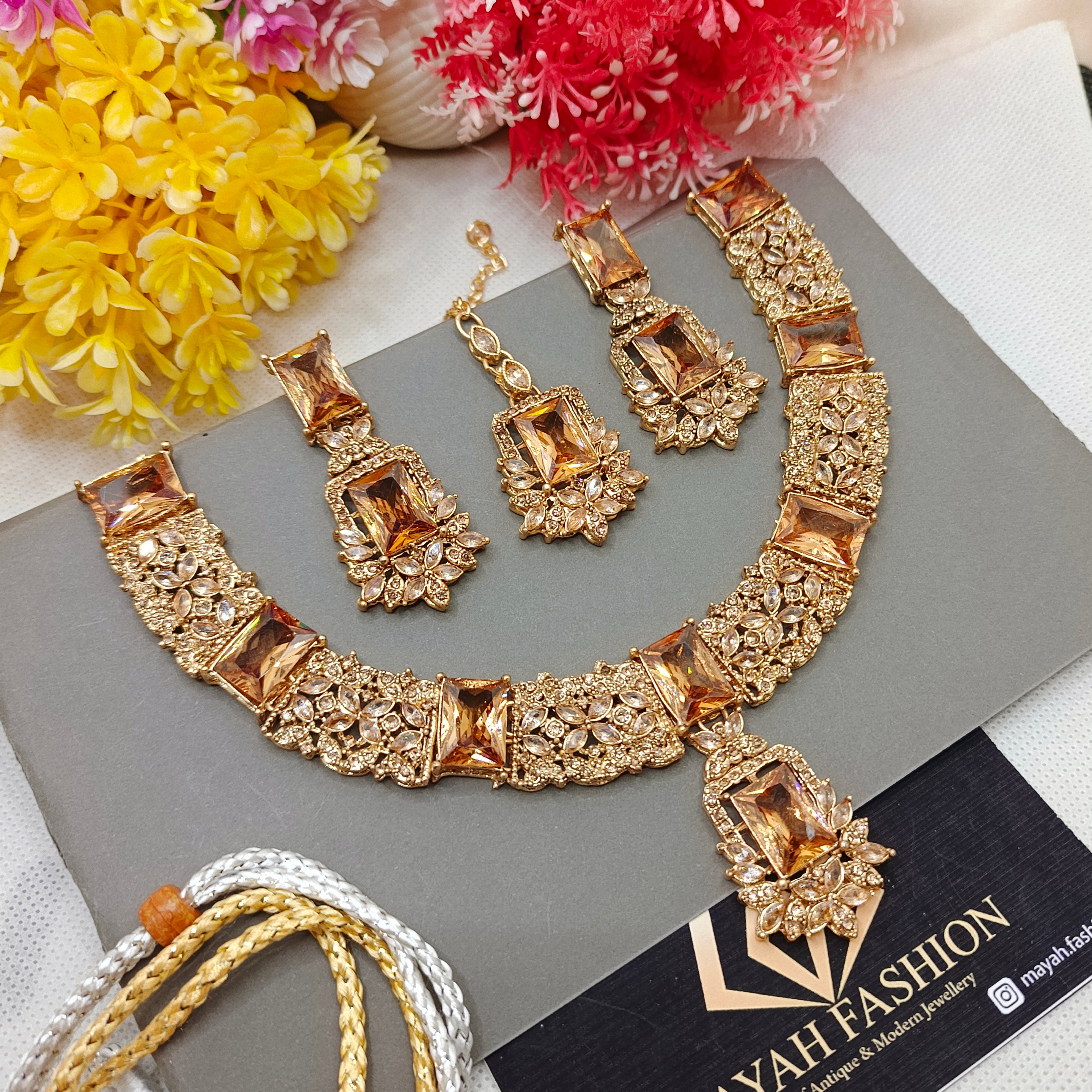 Ayeza Khan signature jewellery Set
