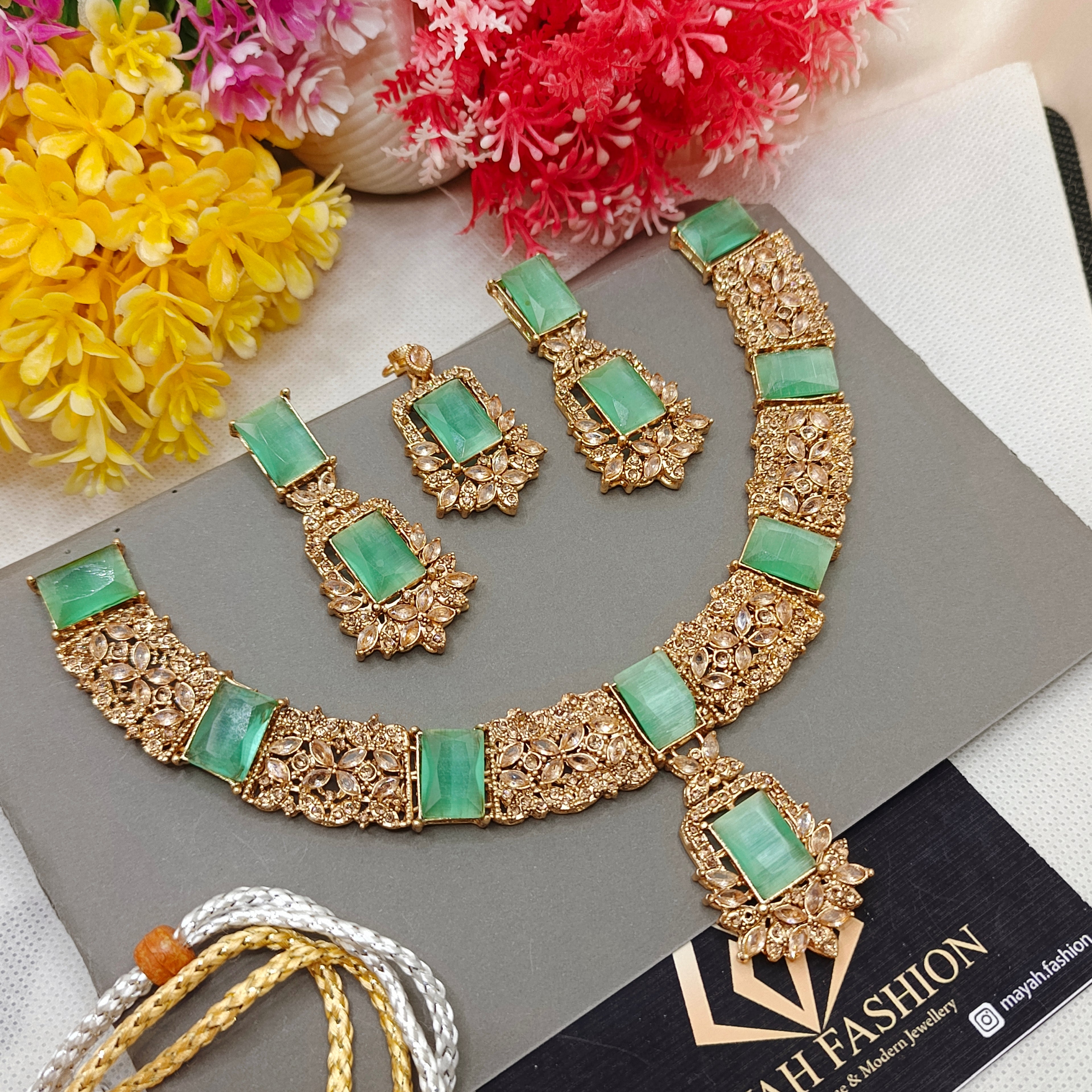 Ayeza Khan signature jewellery Set