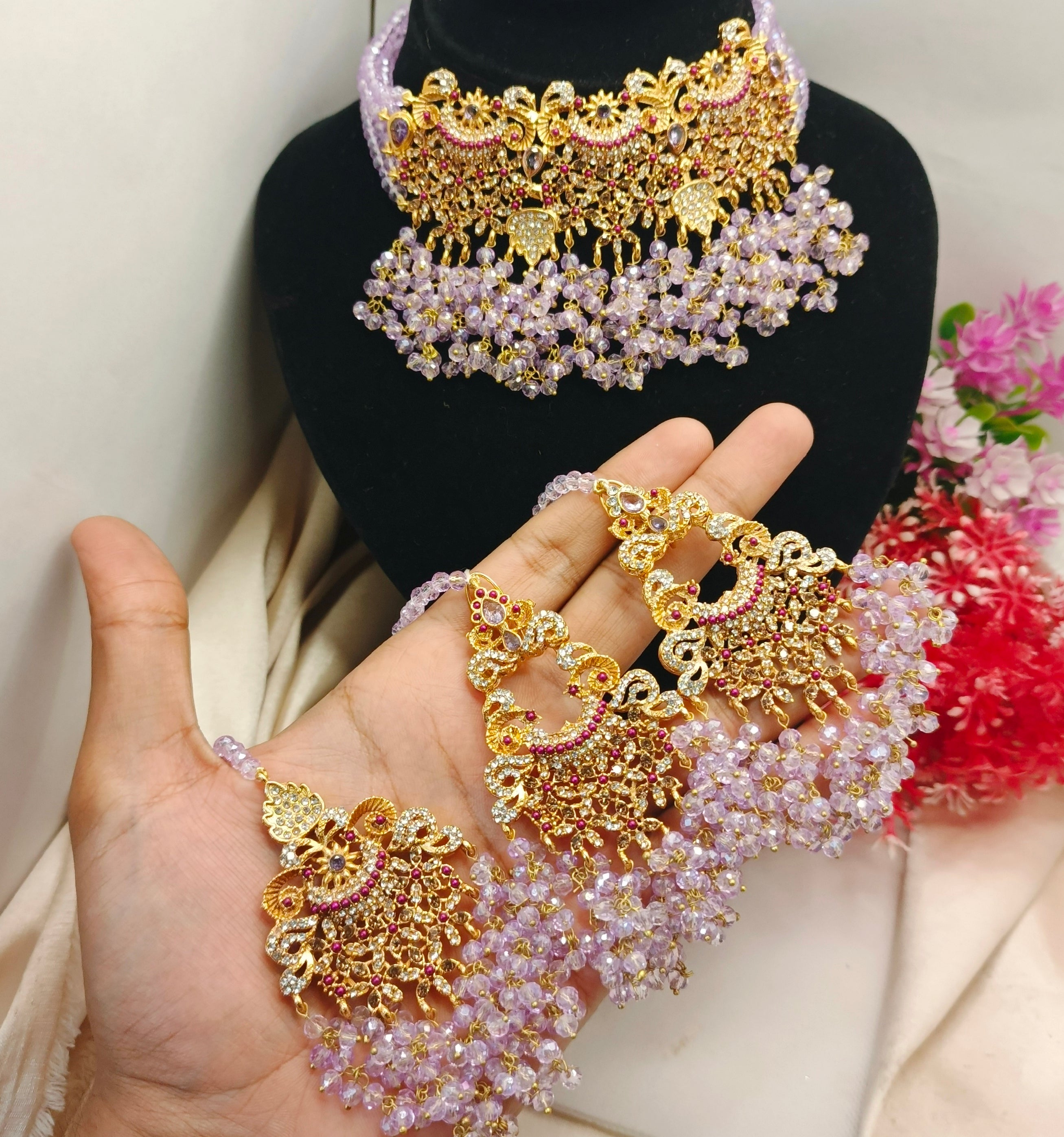 Lavender Chokar Set