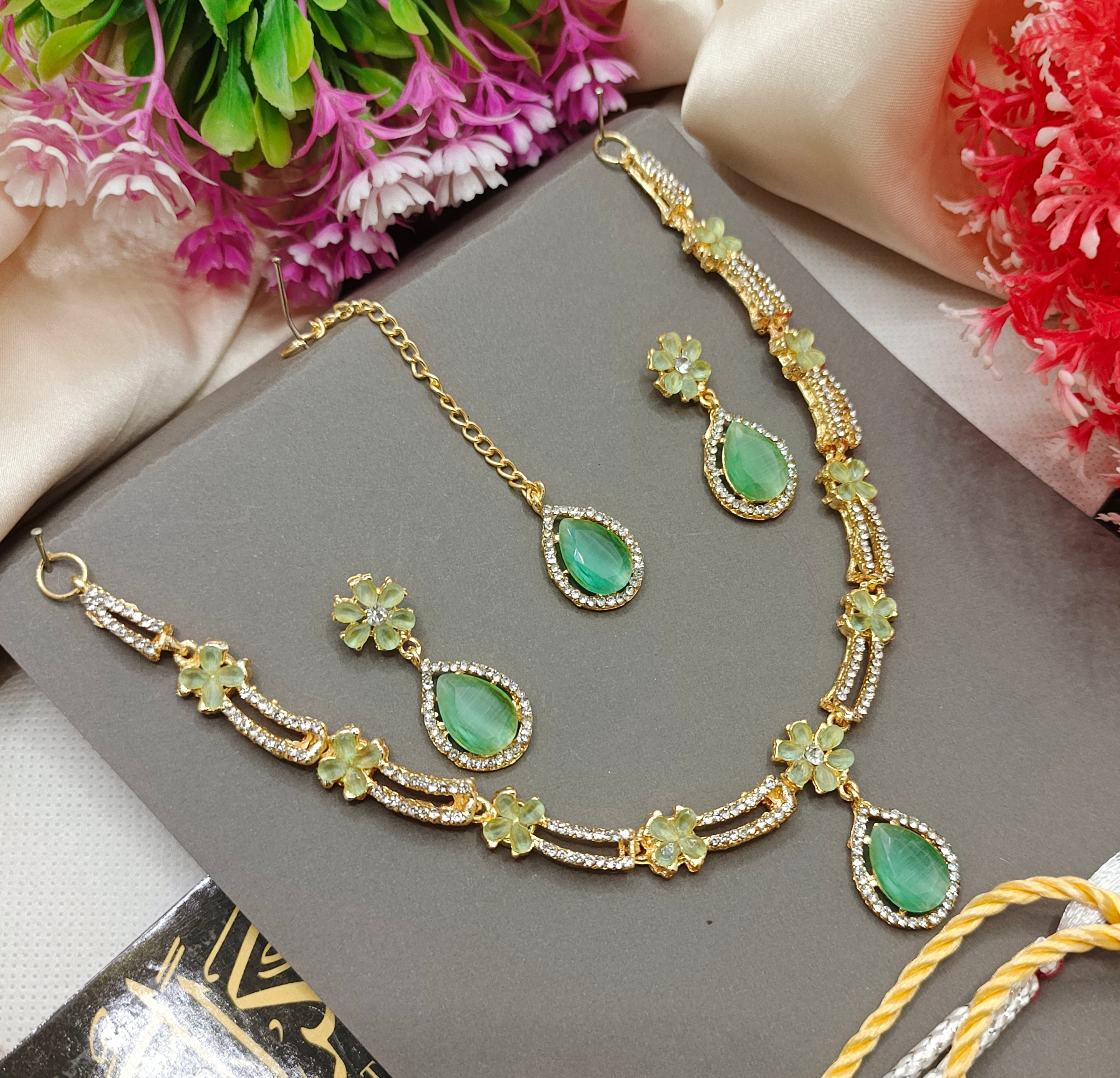 Zircon Set