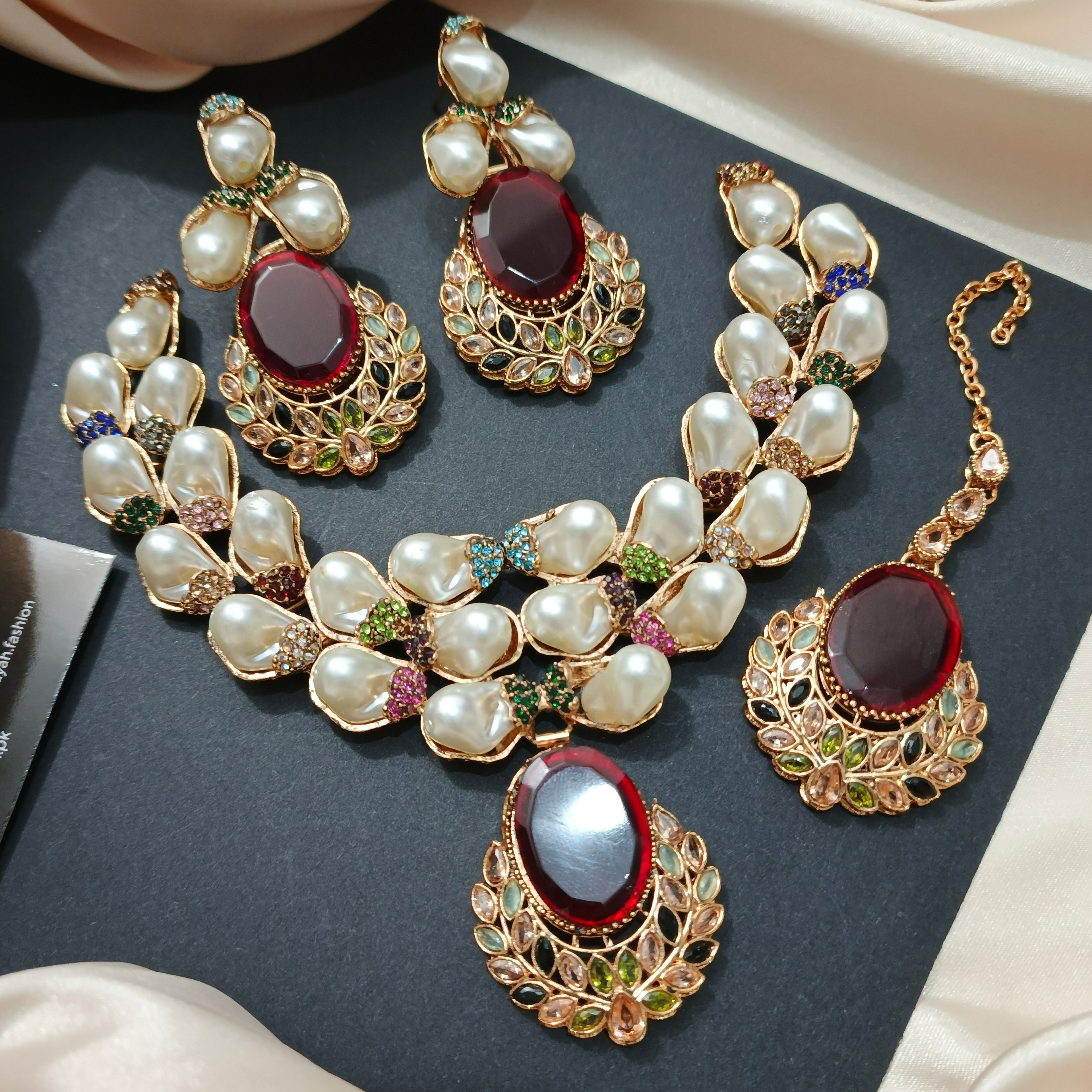 MotherPearls sets Multi