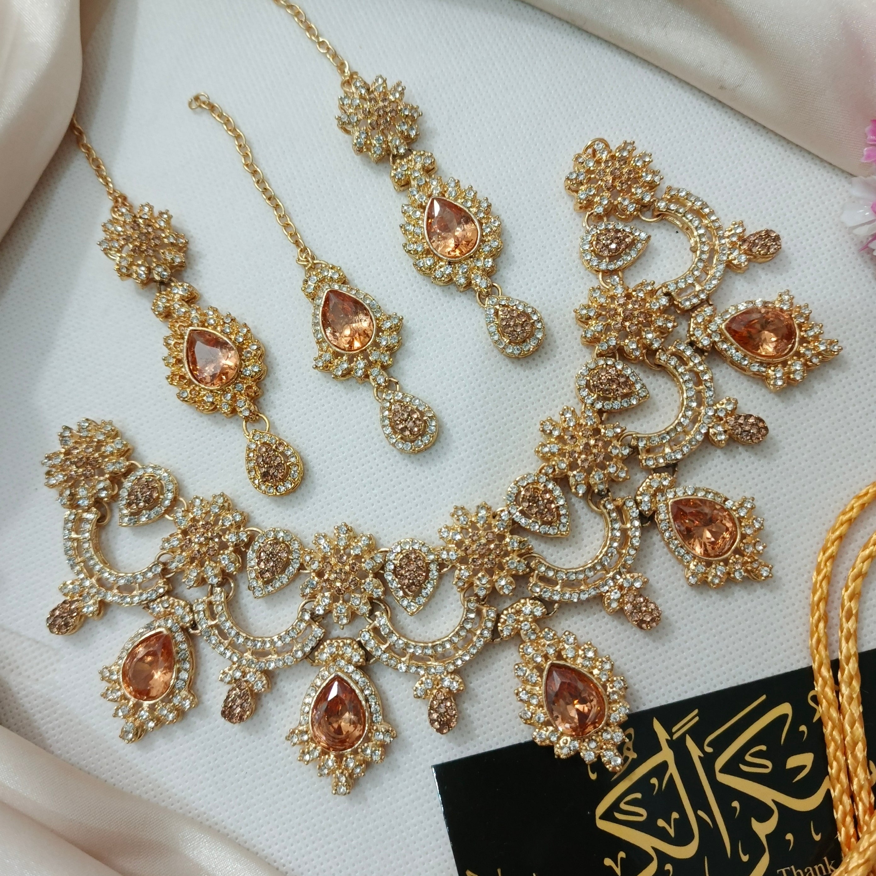 Necklace Set with earrings and teeka