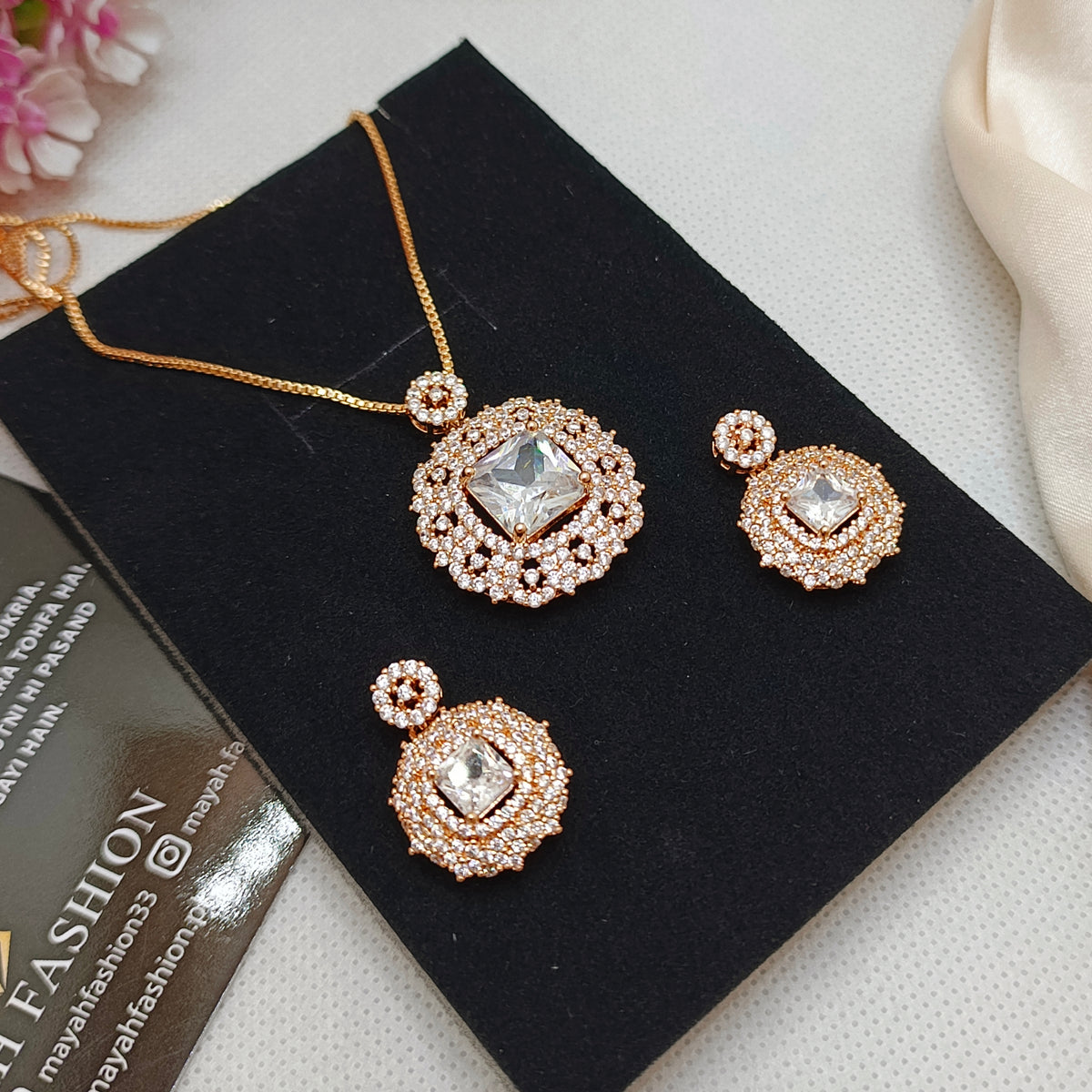 Premium Zircon Locket Sets