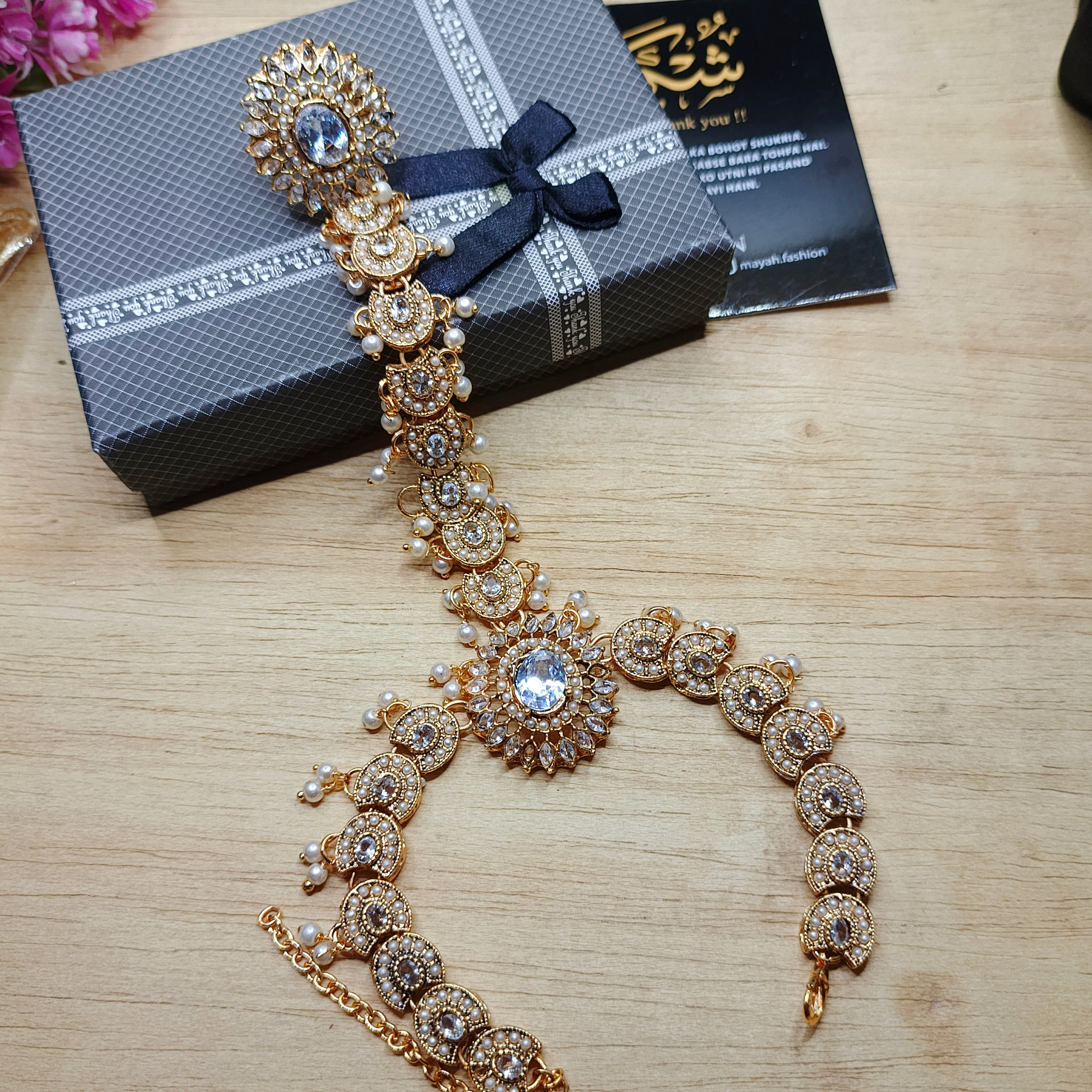 Pearls Anja