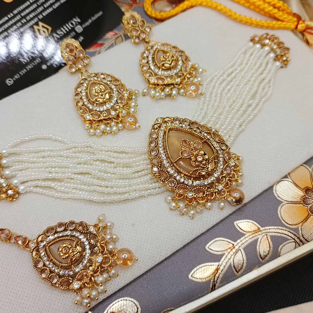 Egyptian Style Chokar Set