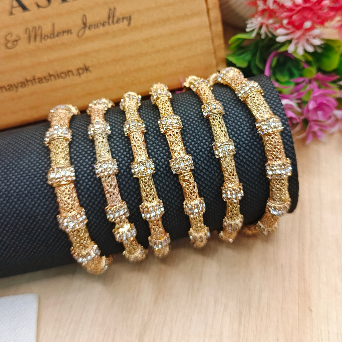 Set of 6 Bangles