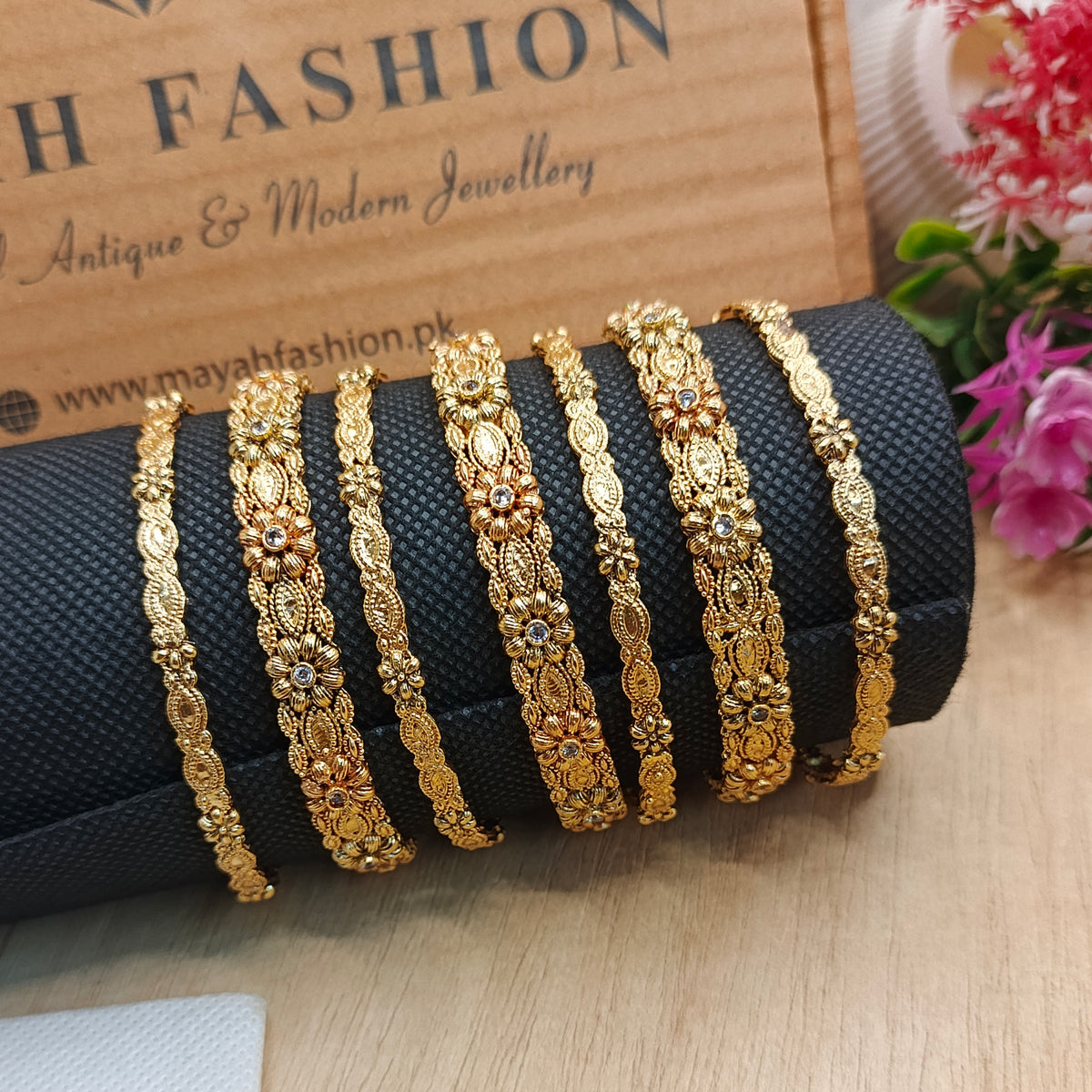 7pc Gold Look Bangles Set
