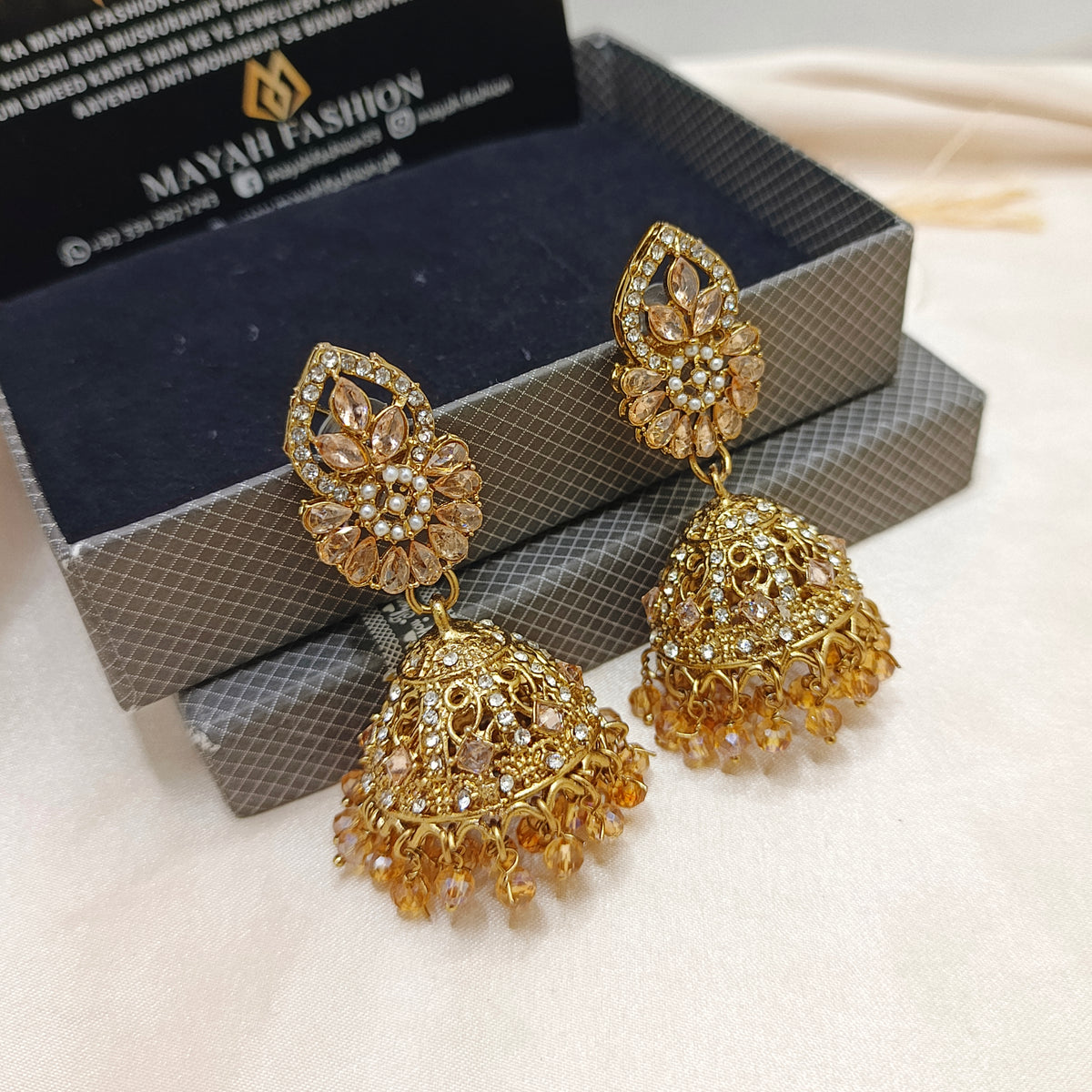 Beautiful Design Jhumka