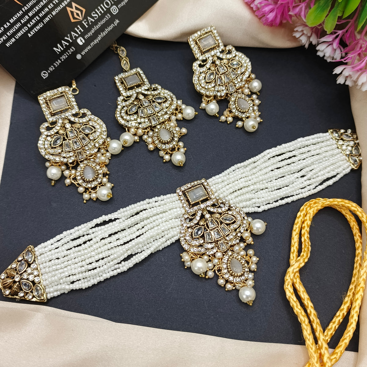 Centre piece Chokar Set