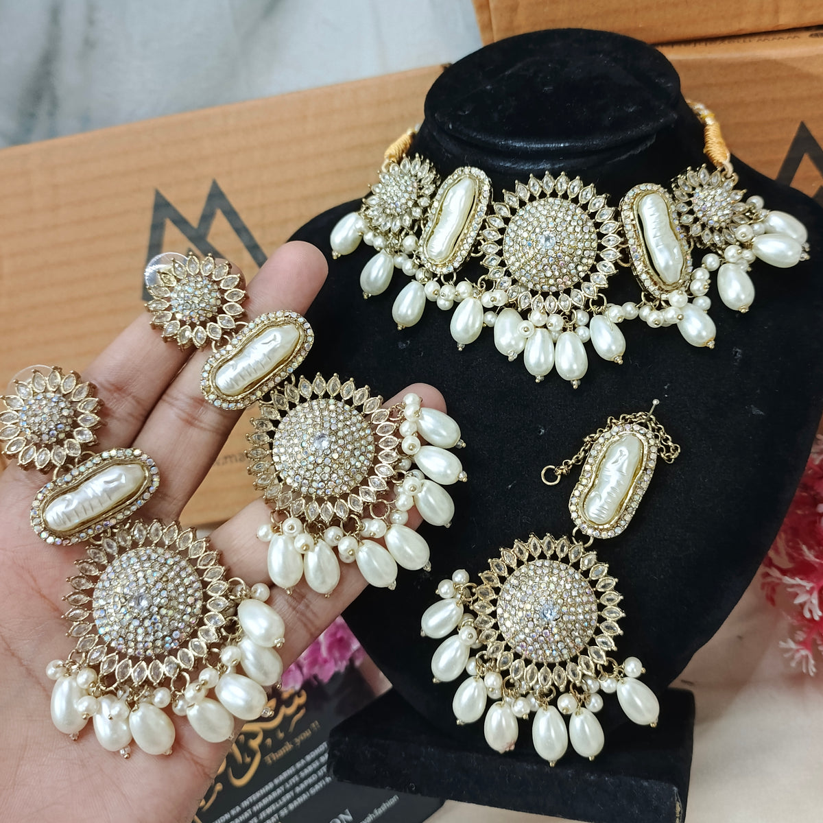 Designer Style MotherPearls Chokar Set