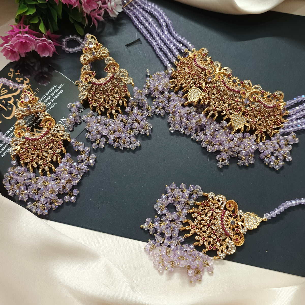 Lavender Chokar set