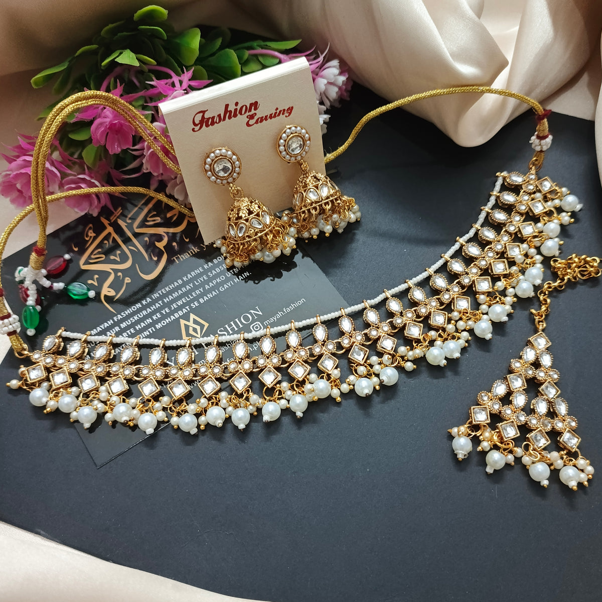 Kundan Jewellery Set with Jhumka and teeka