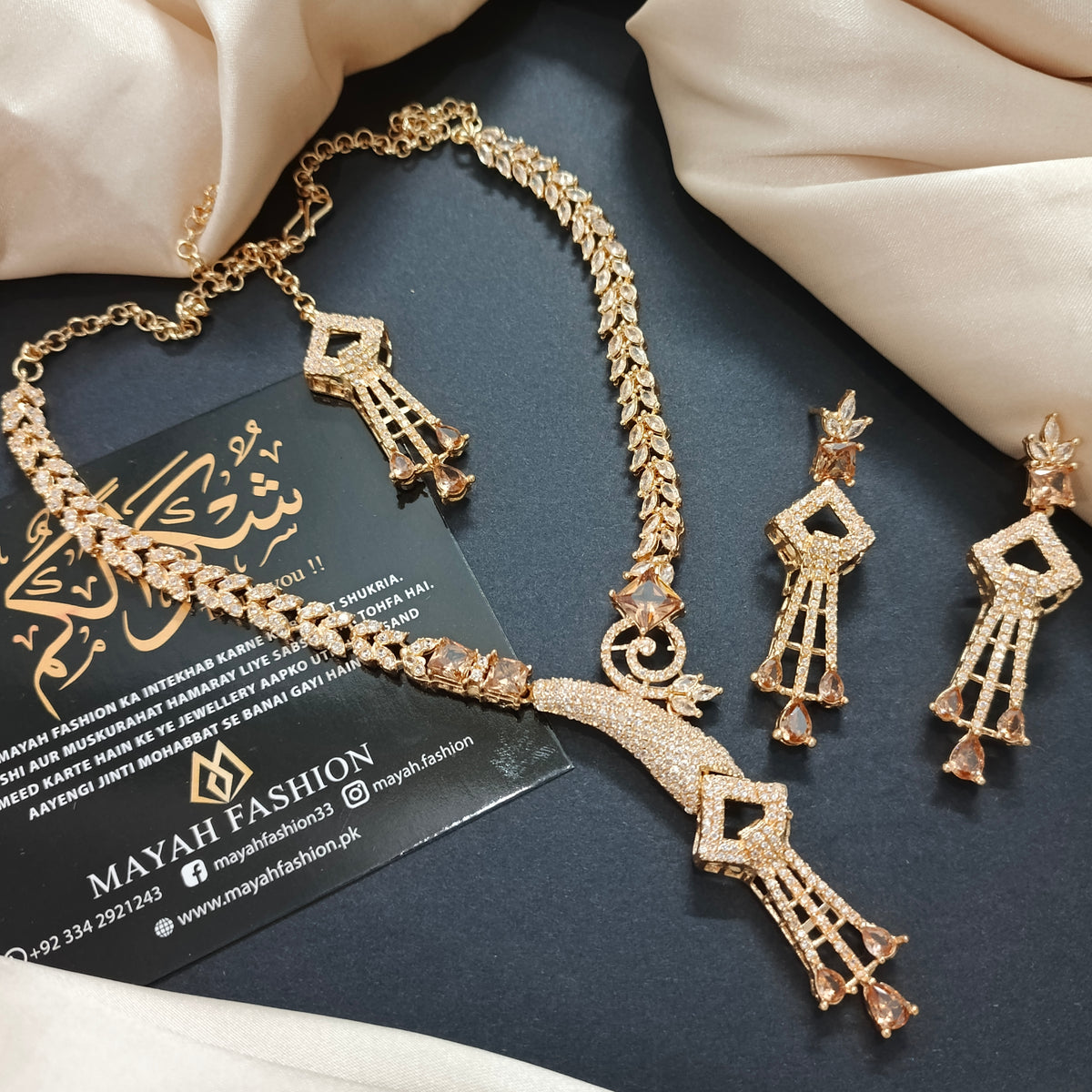 Ad Zircon Jewellery Set