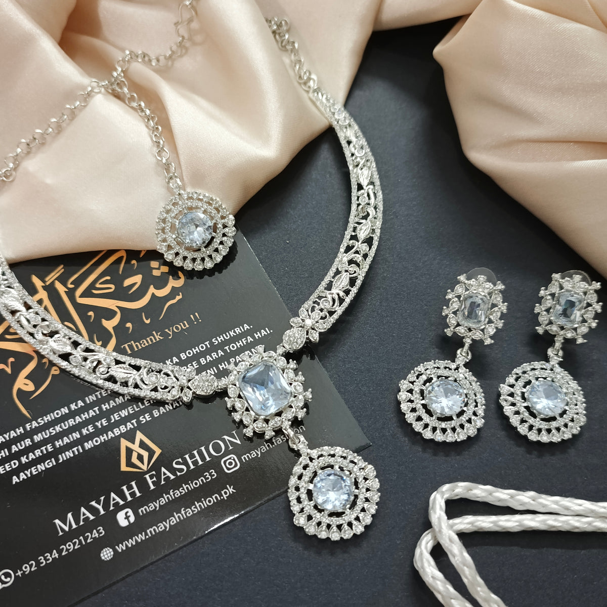 AD zircon necklace with pendant look