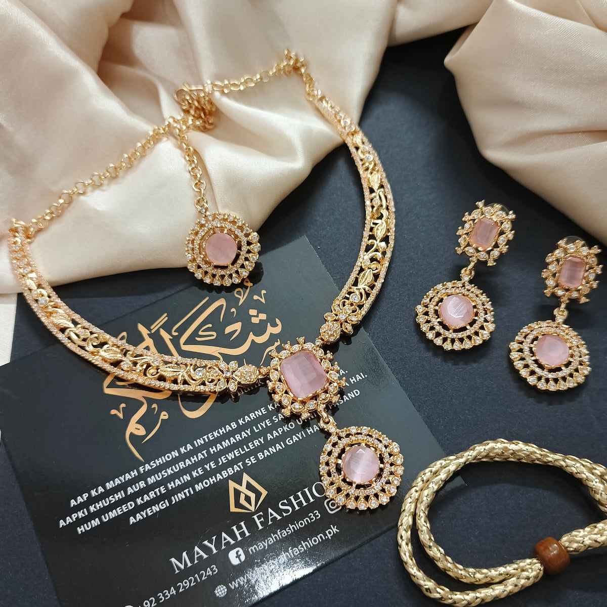 AD zircon necklace with pendant look