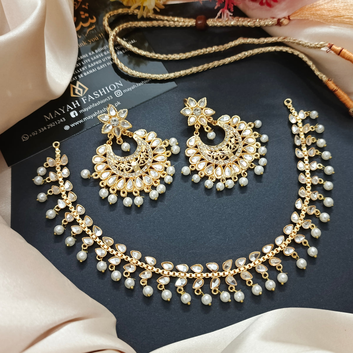 Kundan Jewellery Set
