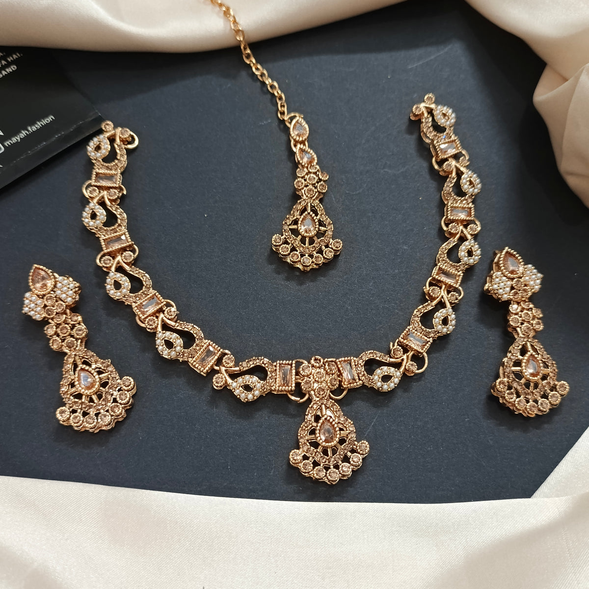 Slim & sleek jewellery Set