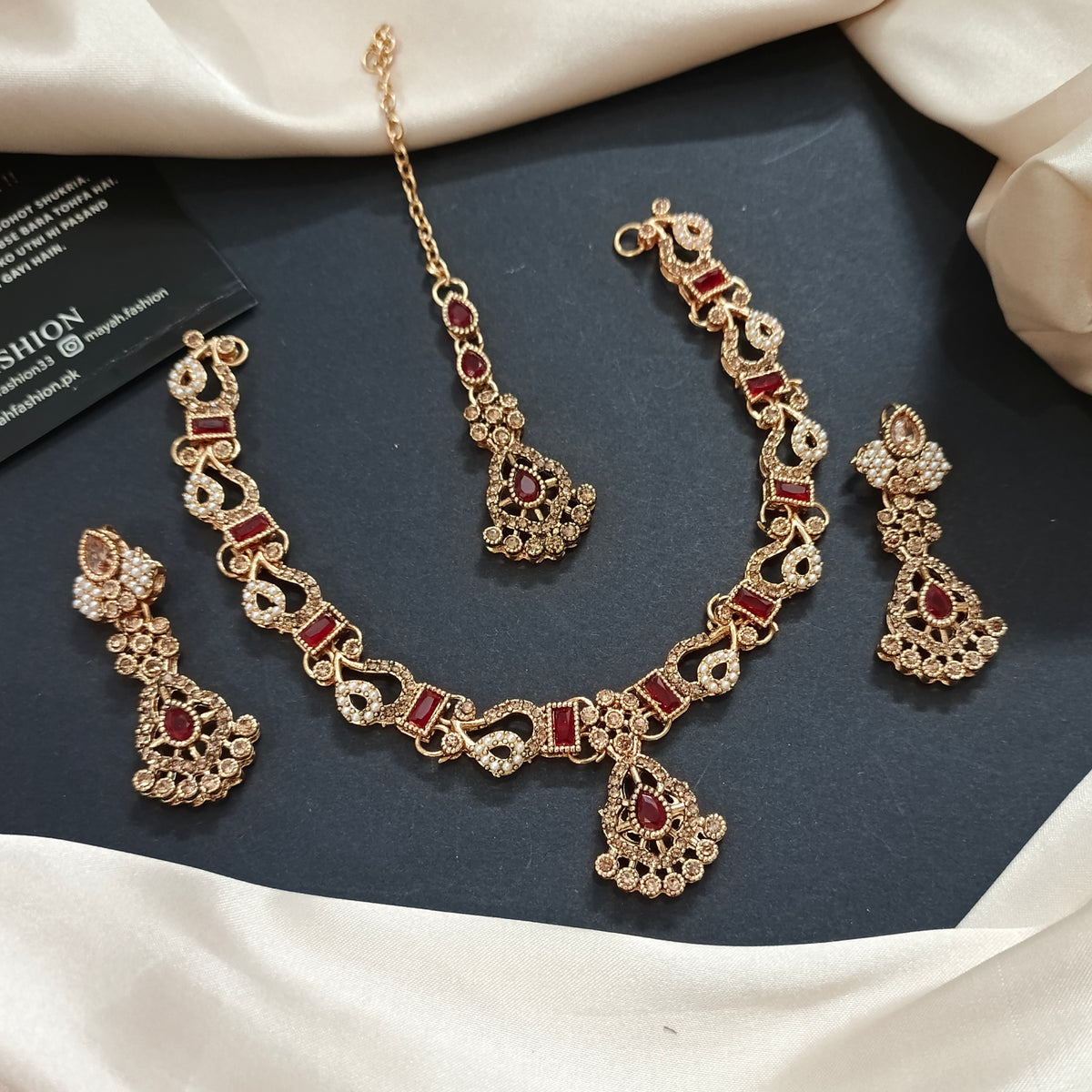 Slim & sleek jewellery Set