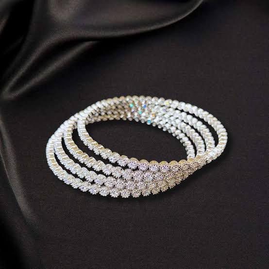 Set of 4 zircon Bangles size 2.10