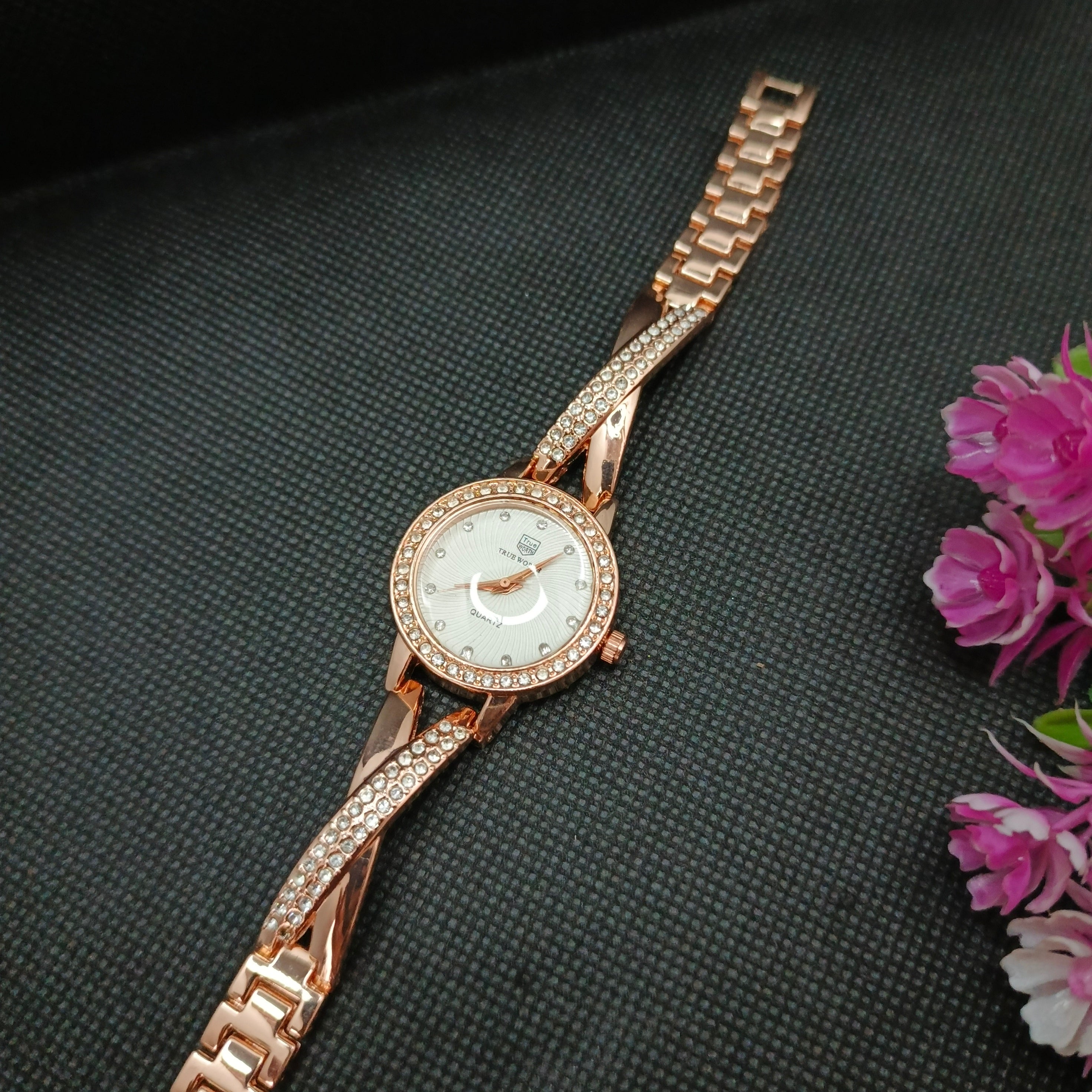 Ladies Watch 019