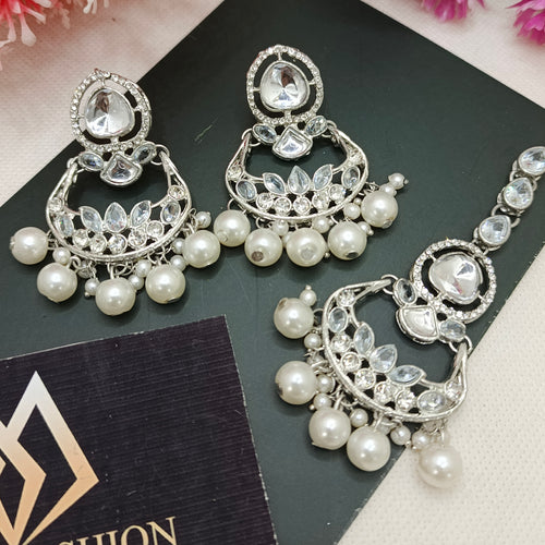 Earrings and Teeka set