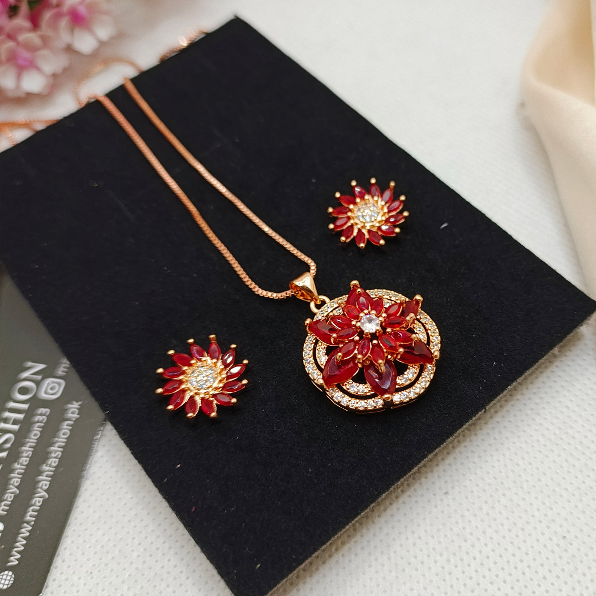 Dual Flower locket set