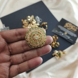 Adjustable zircon ring